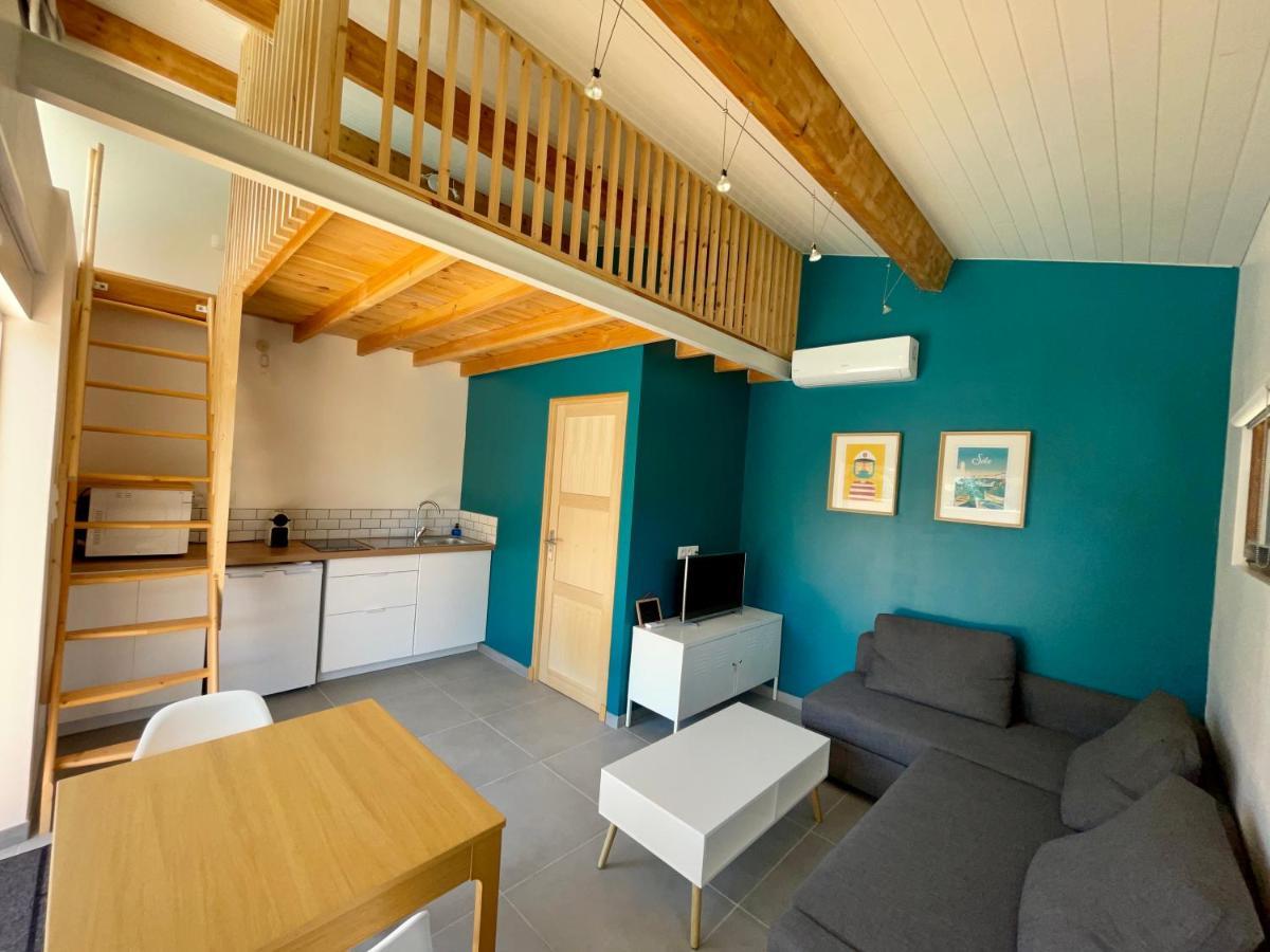 Annexe Des Pins - Studio Gite Avec Piscine & Climatisation Villeneuve-les-Beziers Bagian luar foto