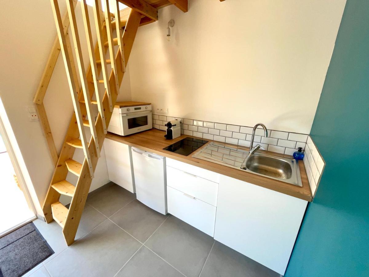 Annexe Des Pins - Studio Gite Avec Piscine & Climatisation Villeneuve-les-Beziers Bagian luar foto